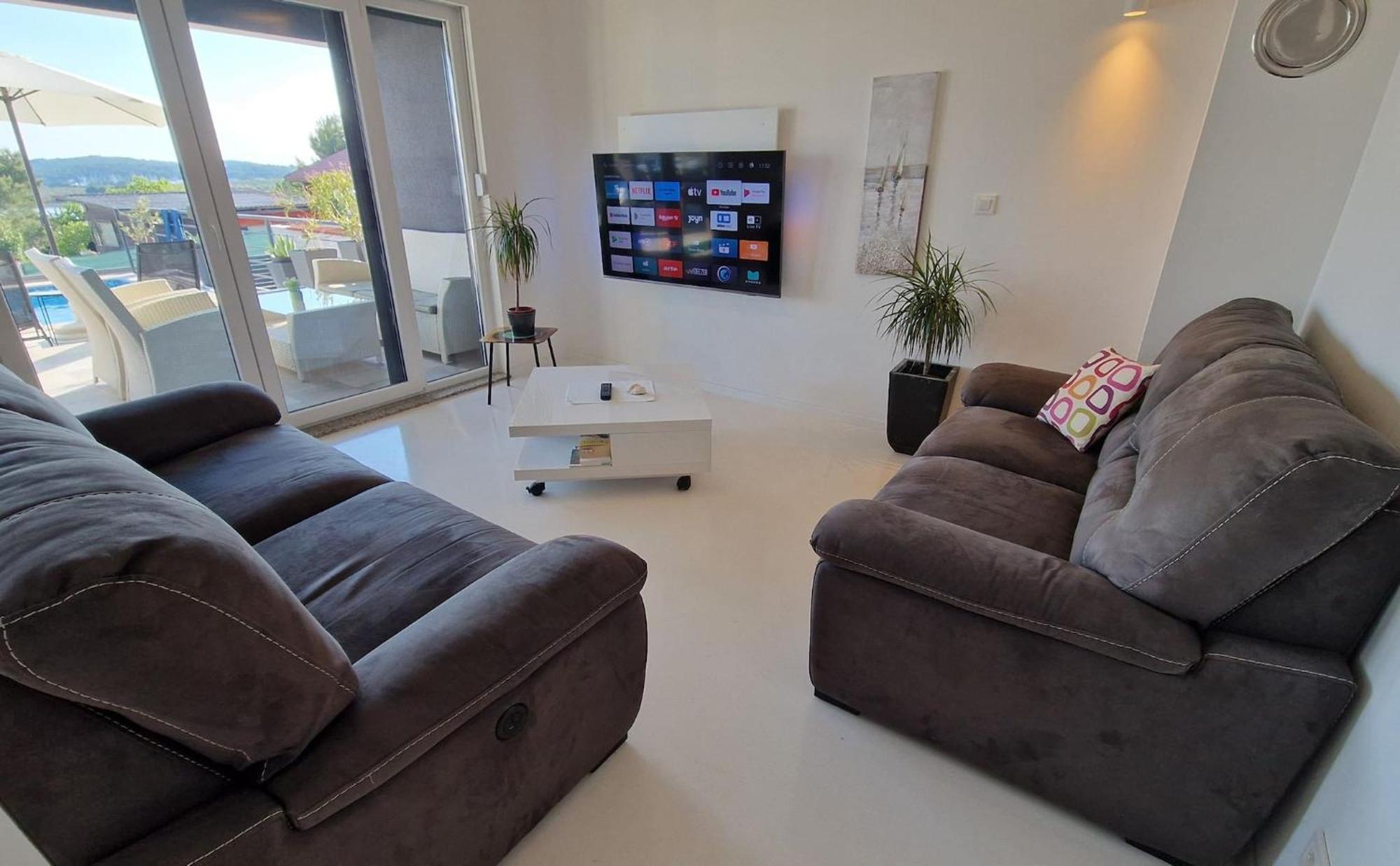 Villa Pura Vida With Sea View Pula Dış mekan fotoğraf